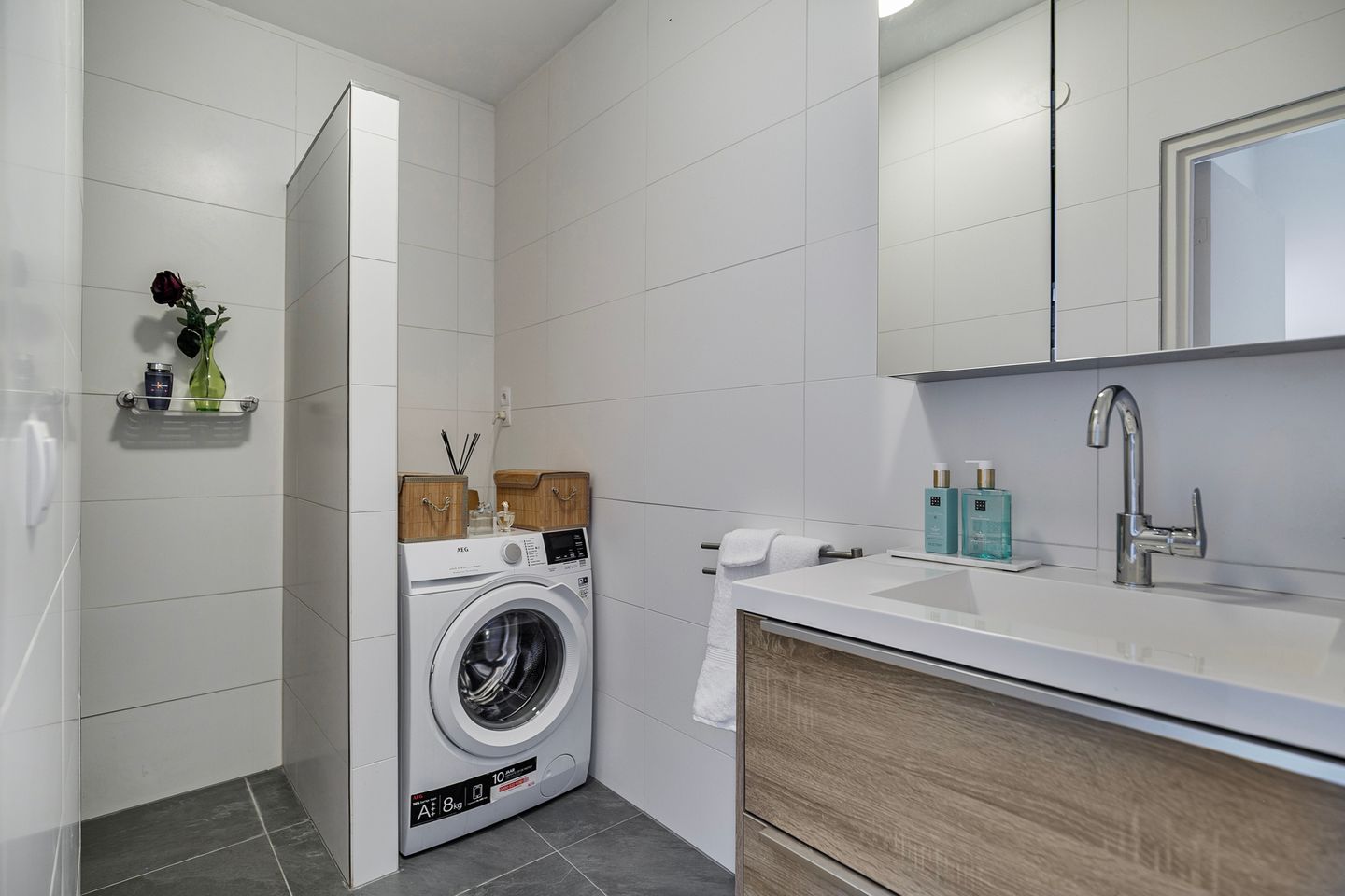 Foto 20 van Langswater 747