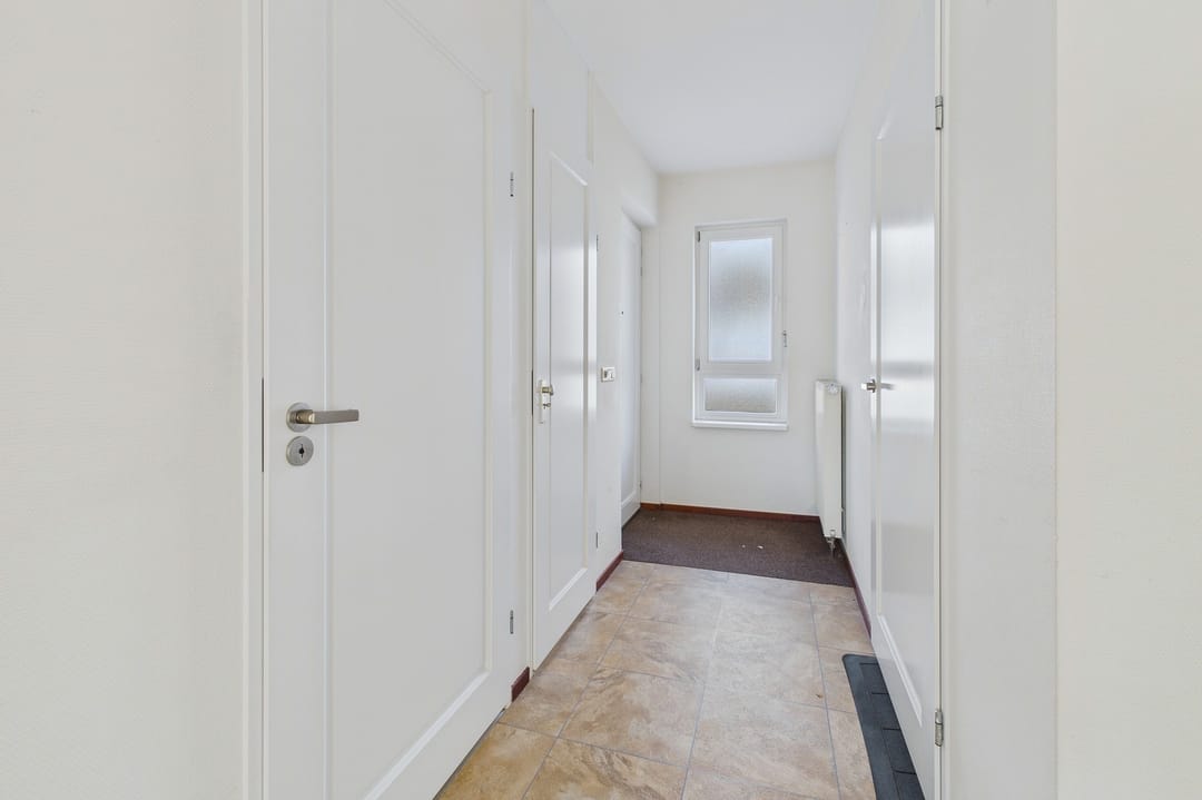 Foto 8 van Ledelplein 8-013