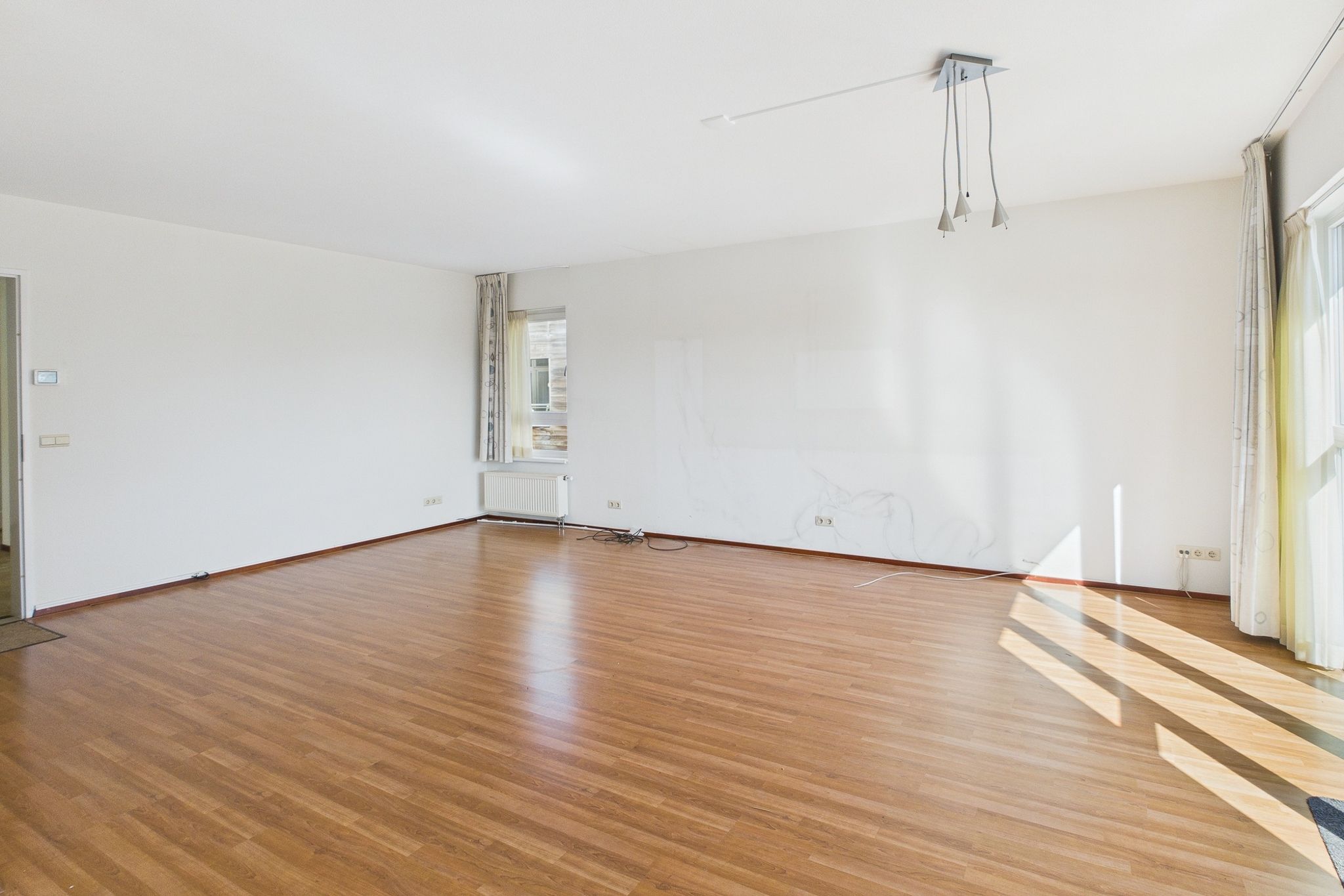 Foto 12 van Ledelplein 8-013