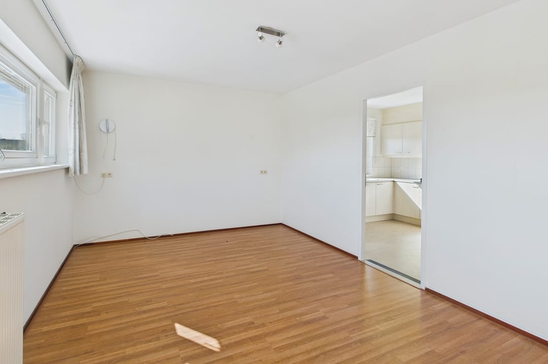 Foto 16 van Ledelplein 8-013