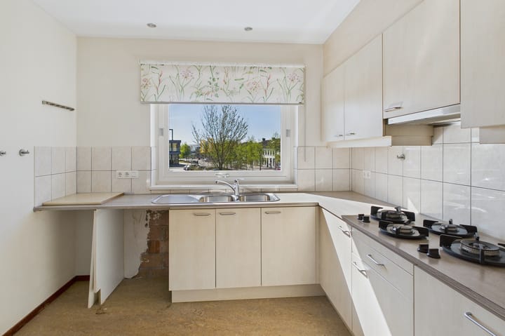 Foto 18 van Ledelplein 8-013