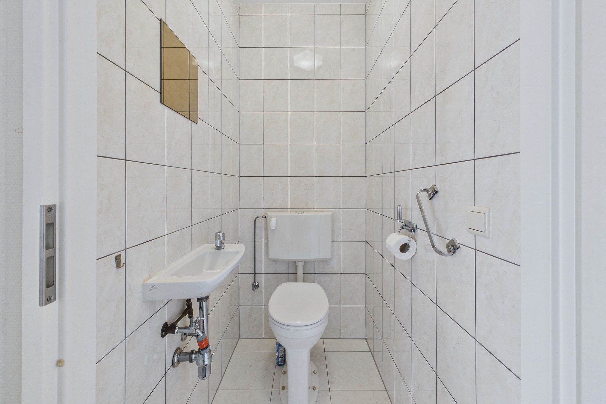 Foto 24 van Ledelplein 8-013