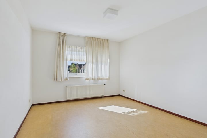 Foto 25 van Ledelplein 8-013