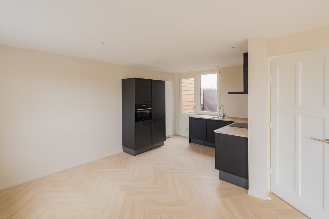 Photo 8 of Lindenstraat 1-A