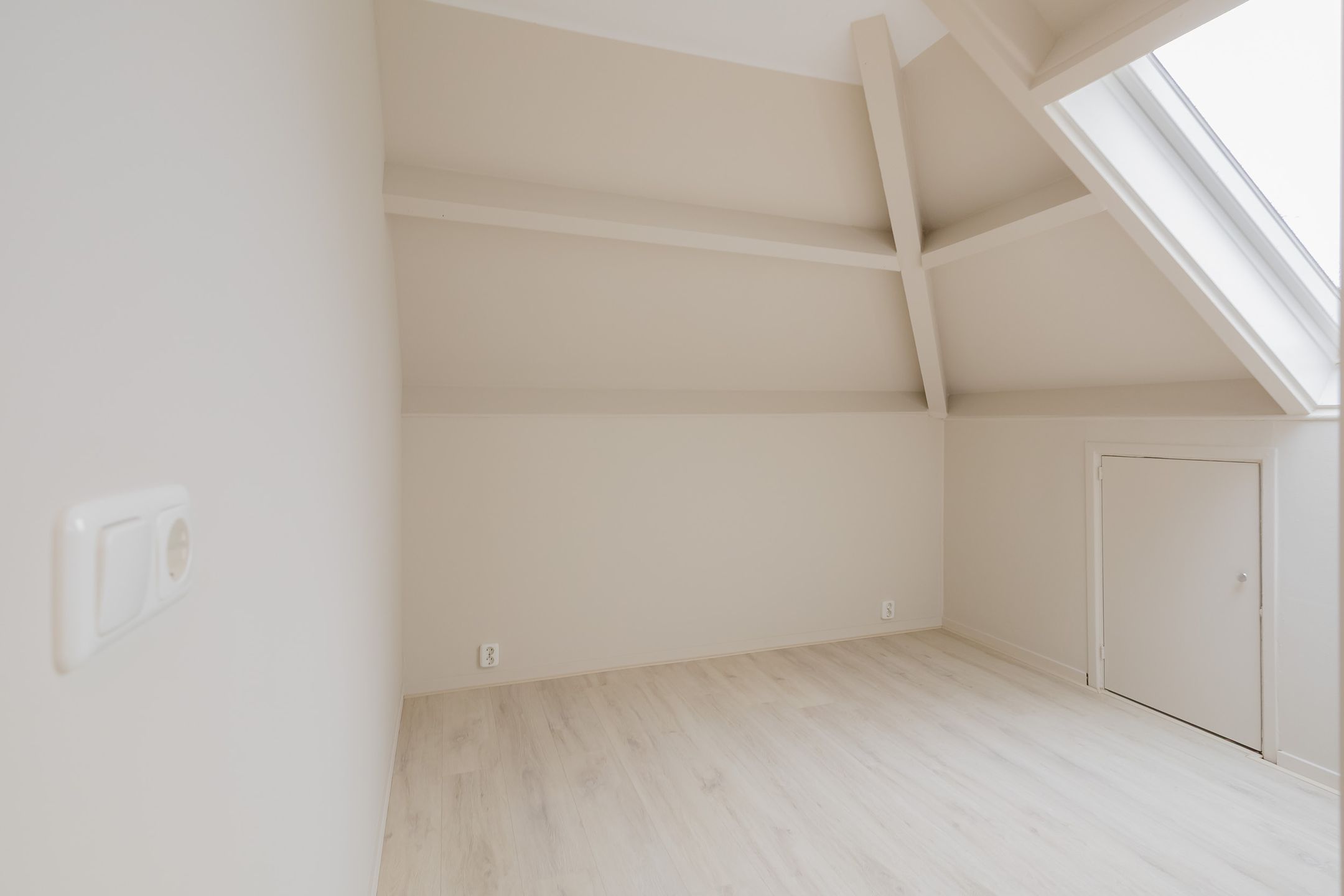 Photo 18 of Lindenstraat 1-A