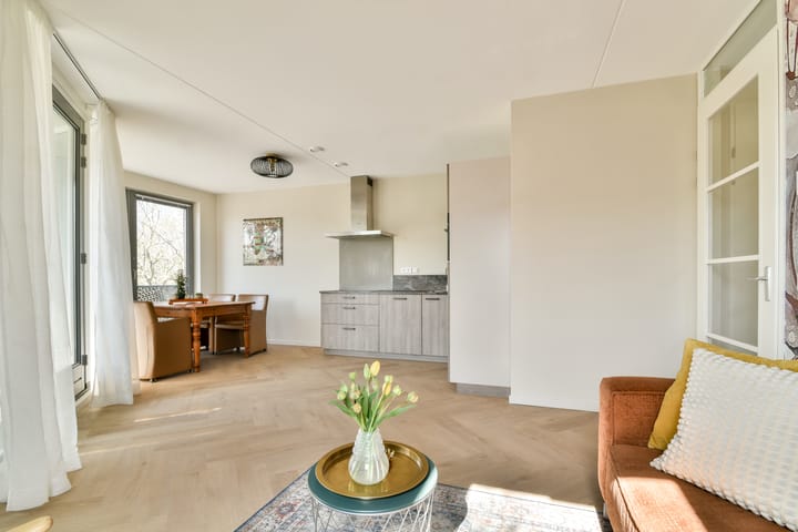 Foto 2 van Roentgenstraat 119