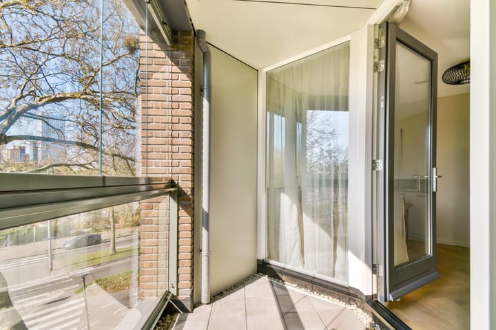 Foto 4 van Roentgenstraat 119