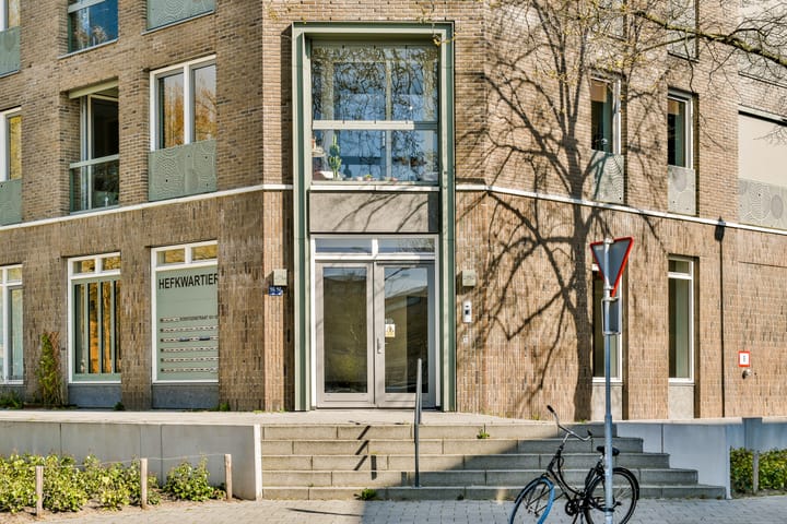 Foto 22 van Roentgenstraat 119