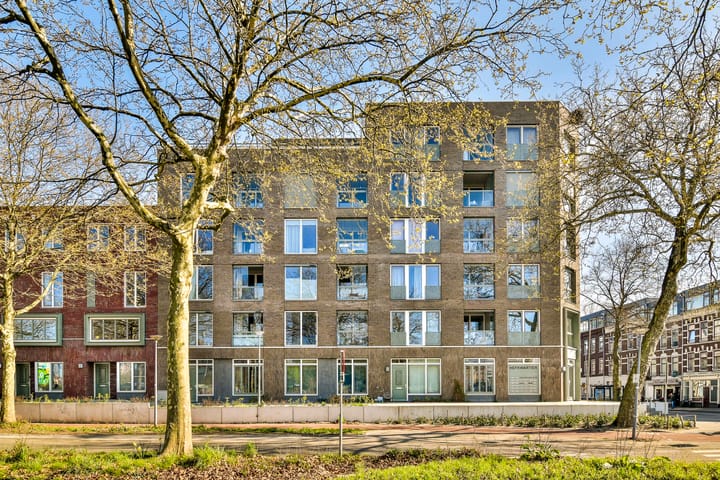 Foto 25 van Roentgenstraat 119