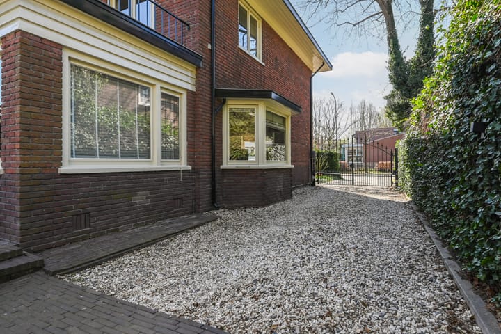 Foto 38 van Mr. Van Hasseltlaan 32