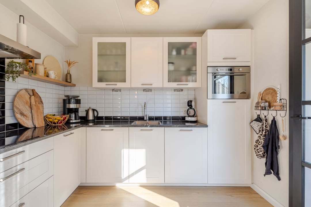 Foto 8 van Van Leijdenstraat 38