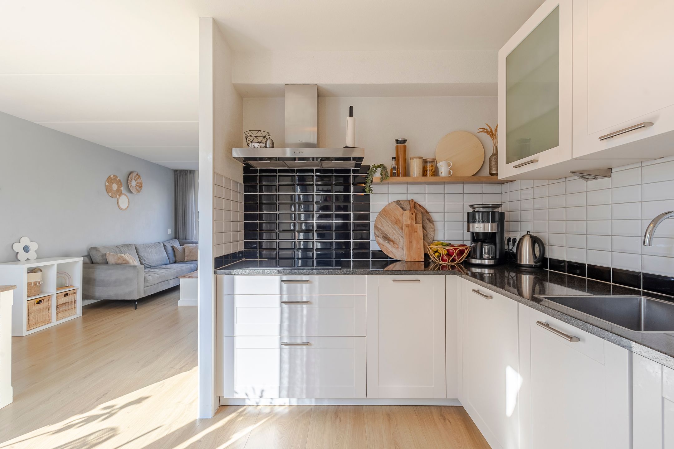 Foto 9 van Van Leijdenstraat 38