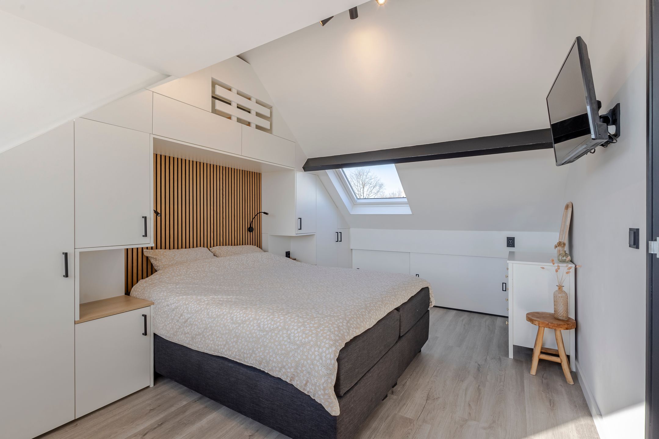 Foto 12 van Van Leijdenstraat 38