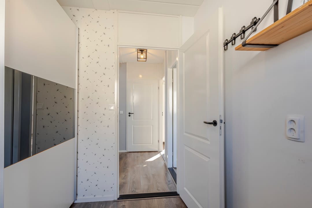 Foto 26 van Van Leijdenstraat 38