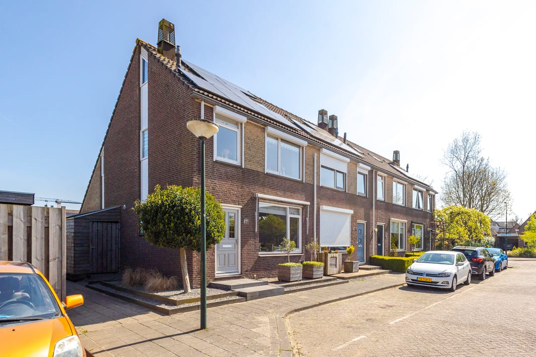 Foto 37 van Van Leijdenstraat 38