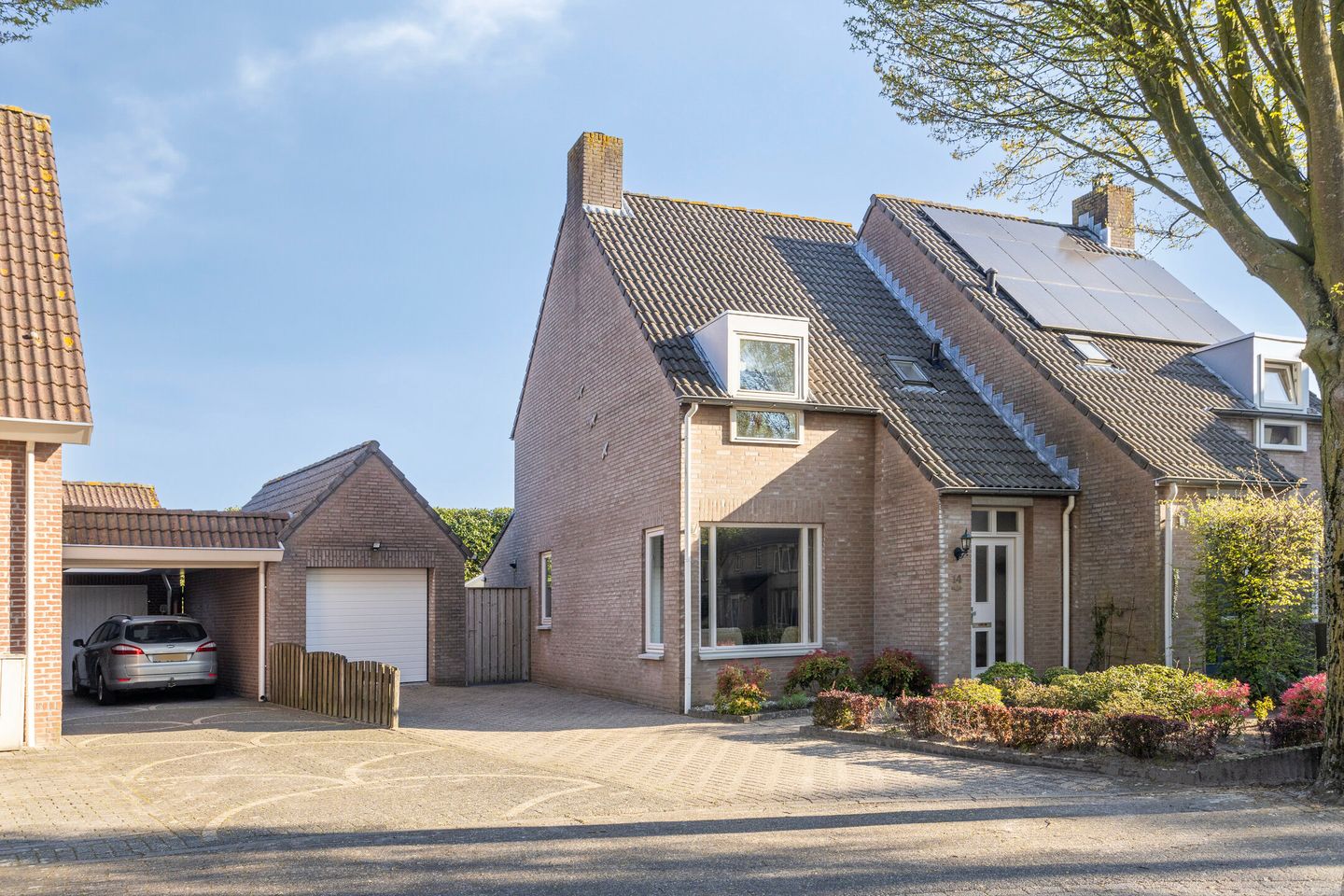 Foto 1 van Dissel 14