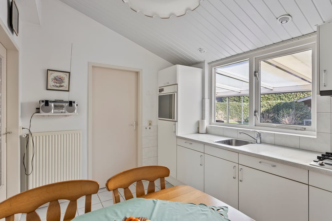 Photo 13 of Dissel 14