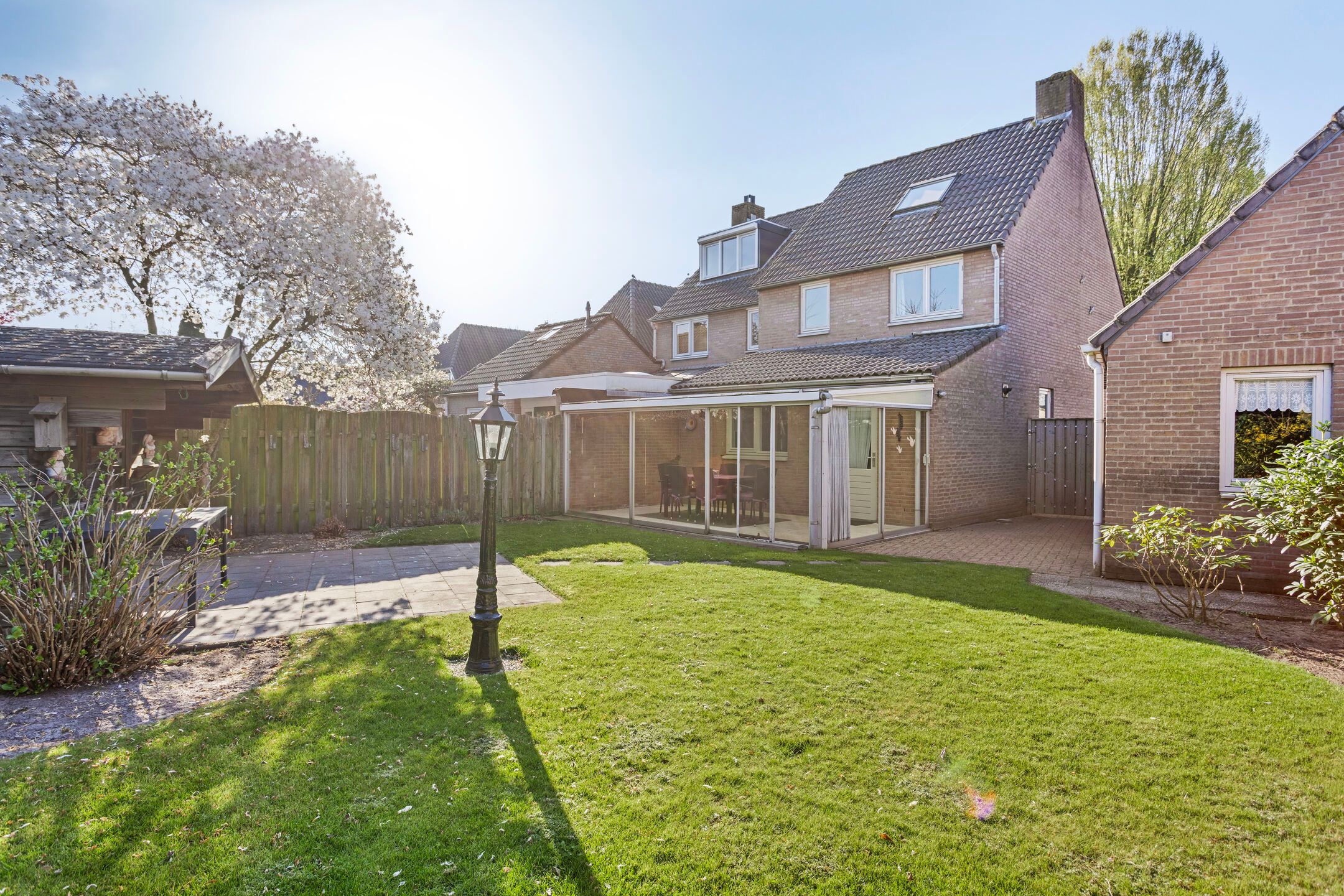 Photo 30 of Dissel 14