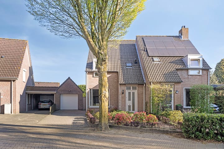 Foto 32 van Dissel 14