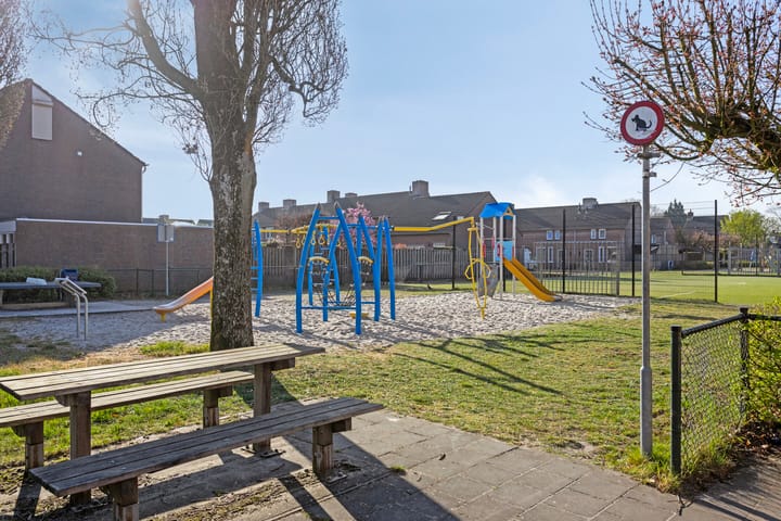 Foto 33 van Dissel 14