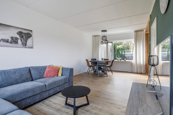 Foto 5 van Poaitrije 17