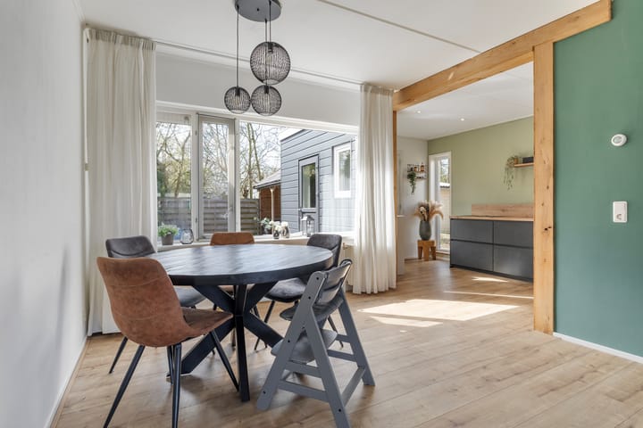 Foto 7 van Poaitrije 17