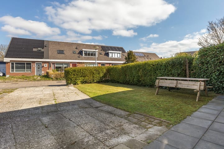 Foto 29 van Poaitrije 17