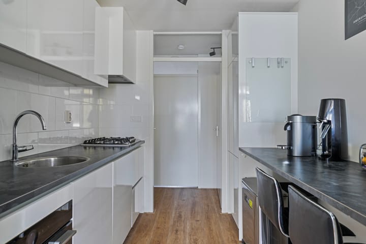 Foto 12 van Springerstraat 145