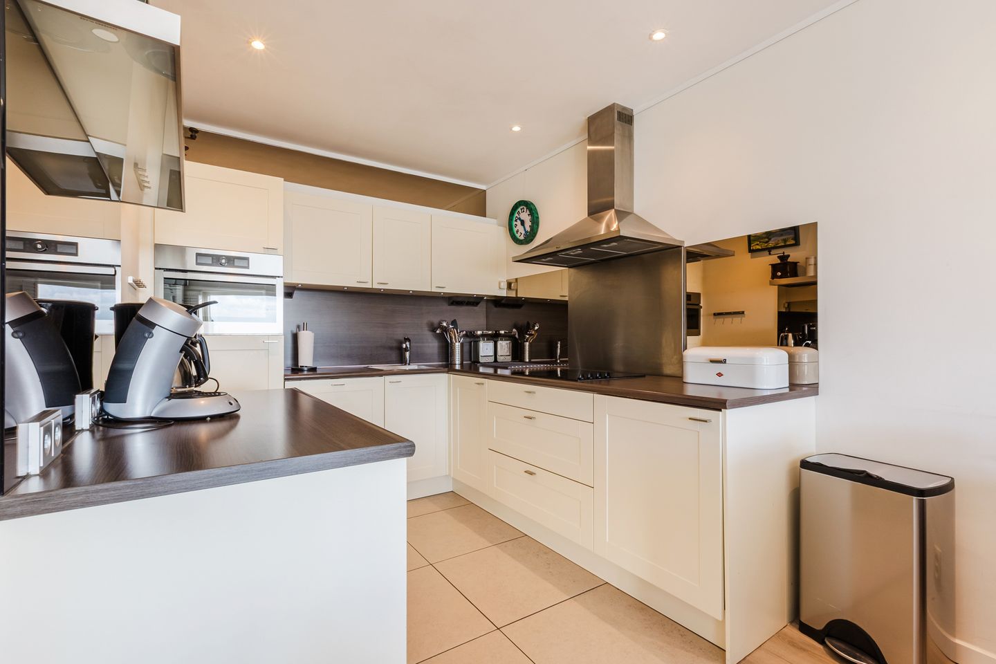 Foto 20 van Boulevard Ir de Vassy 157