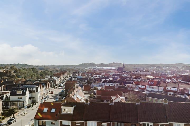 Foto 32 van Boulevard Ir de Vassy 157