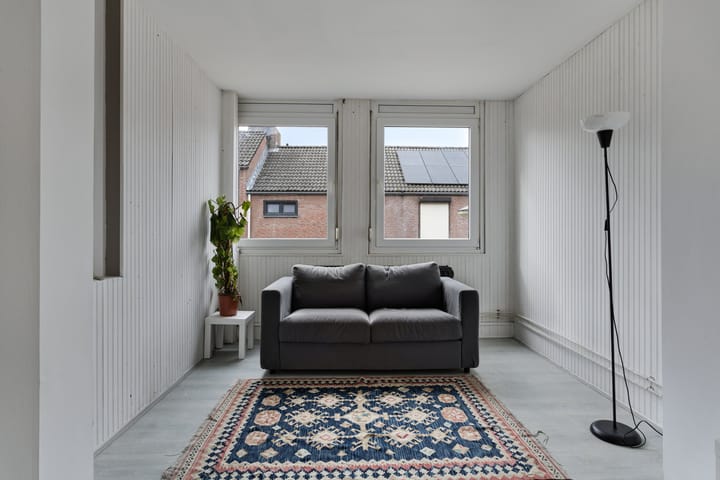 Photo 5 of Ovidiushof 17-B