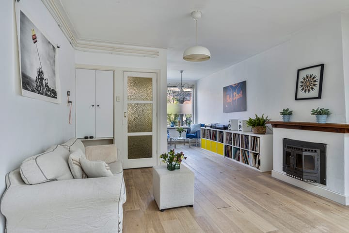 Photo 2 of Hortensiastraat 3