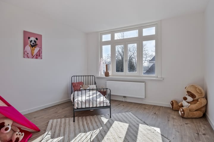 Photo 18 of Spoorstraat 26