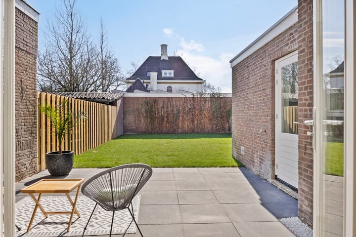 Photo 30 of Spoorstraat 26