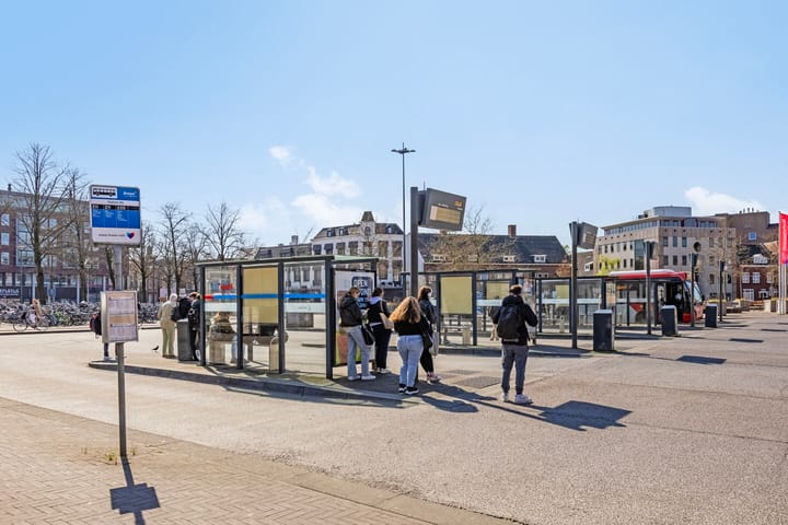 Photo 37 of Spoorstraat 26