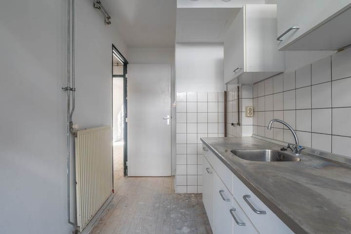 Foto 8 van John Franklinstraat 27-H