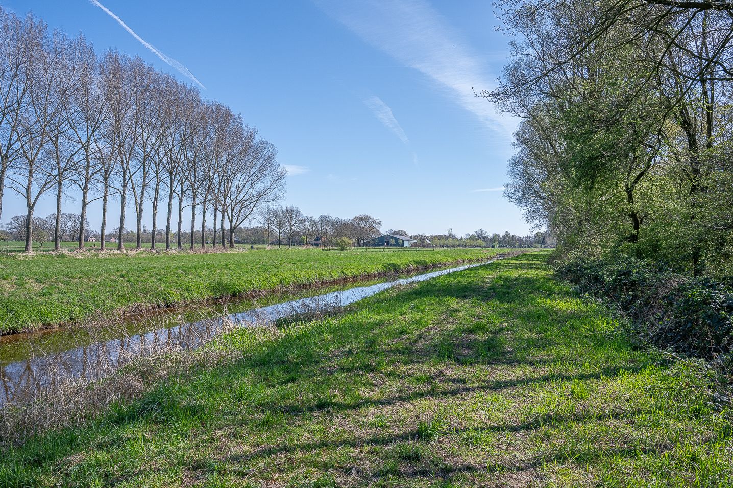 Foto 15 van Vlakkeeweg 6