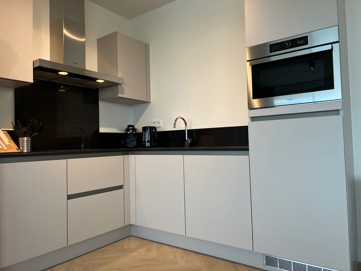 Foto 12 van Middenhavendam 12-202