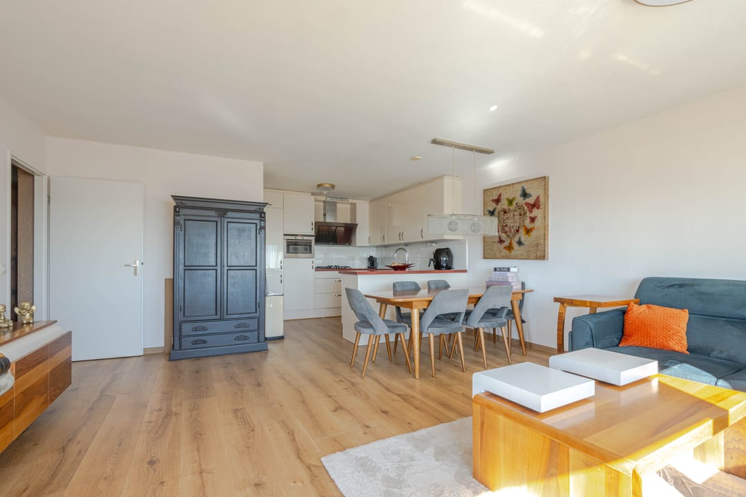 Photo 13 of Strevelsweg 998