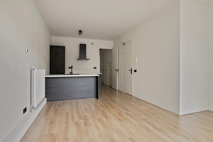 Foto 6 van 2e Middellandstraat 9-A01