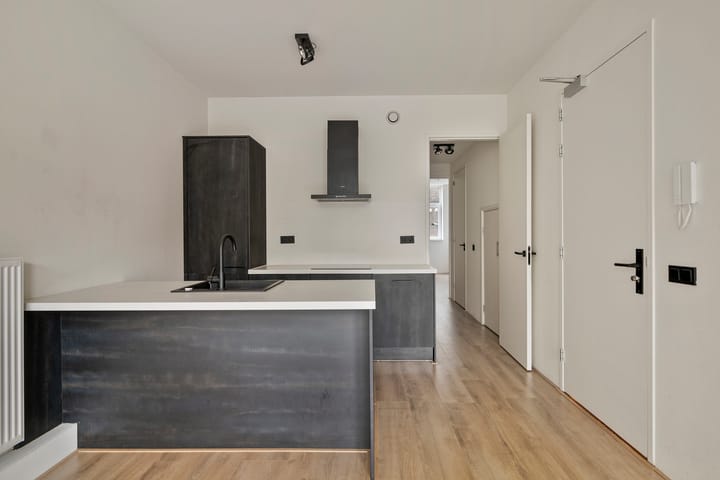 Foto 7 van 2e Middellandstraat 9-A01