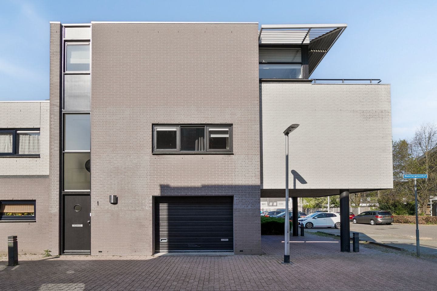 Photo 5 of Munstergeleenhof 1