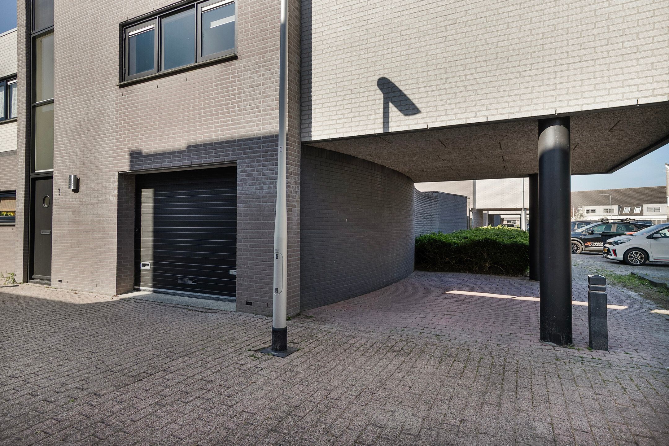 Photo 42 of Munstergeleenhof 1