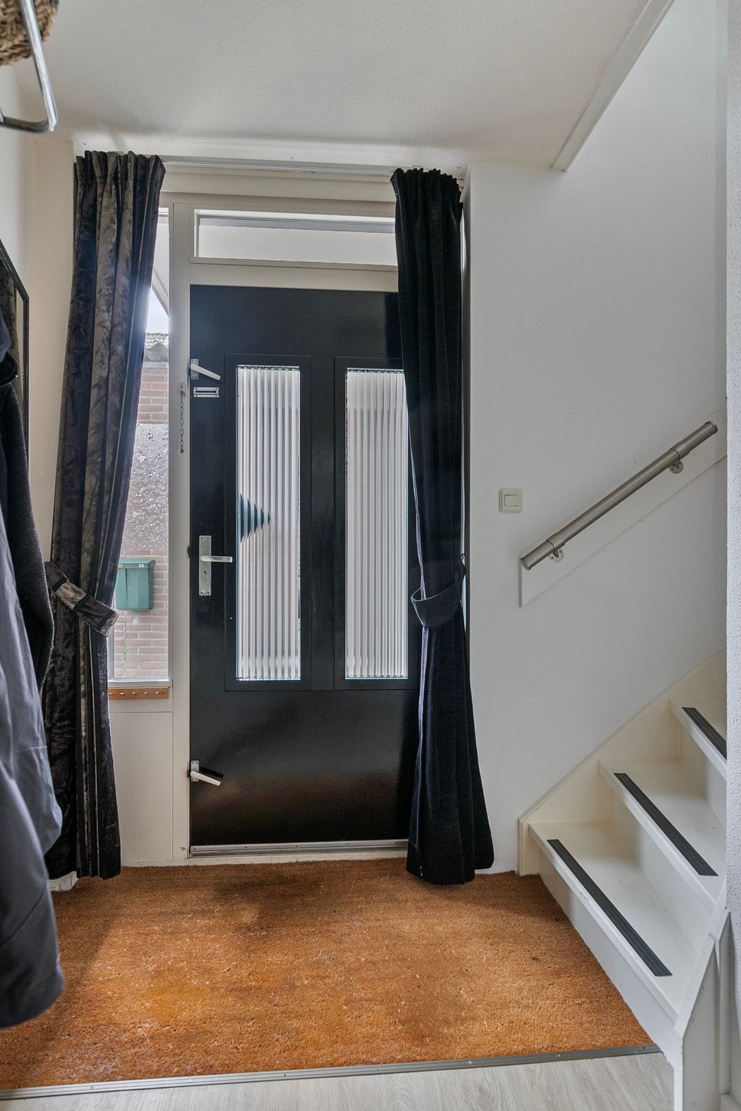 Foto 7 van Nevenakker 35