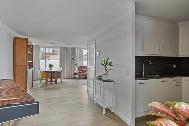 Foto 14 van Nevenakker 35