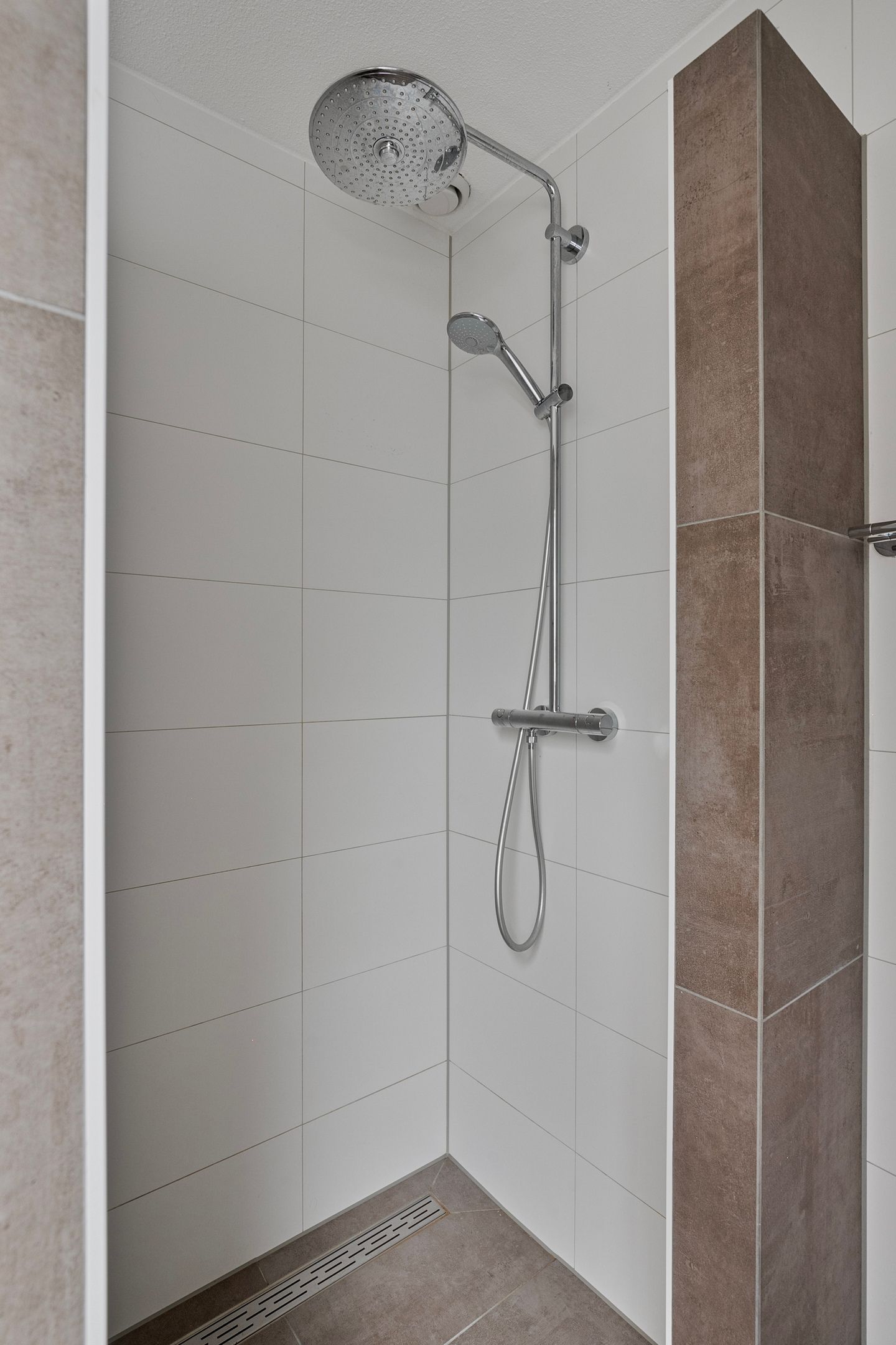 Foto 30 van Nevenakker 35