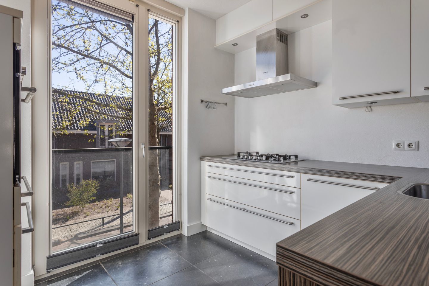 Foto 14 van Peellandstraat 68