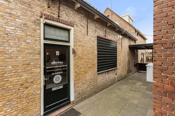 Photo 31 of Dorpsstraat 17