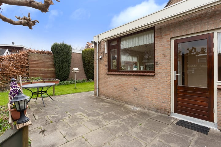 Photo 52 of Dorpsstraat 17