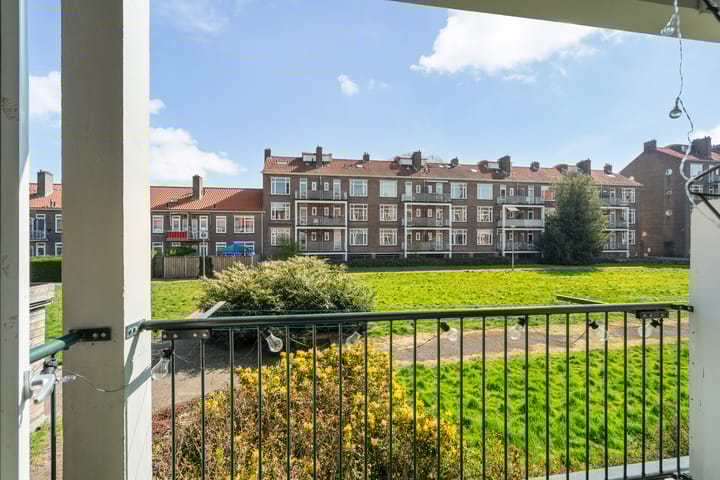 Foto 25 van Bernardus Gewinstraat 10-A